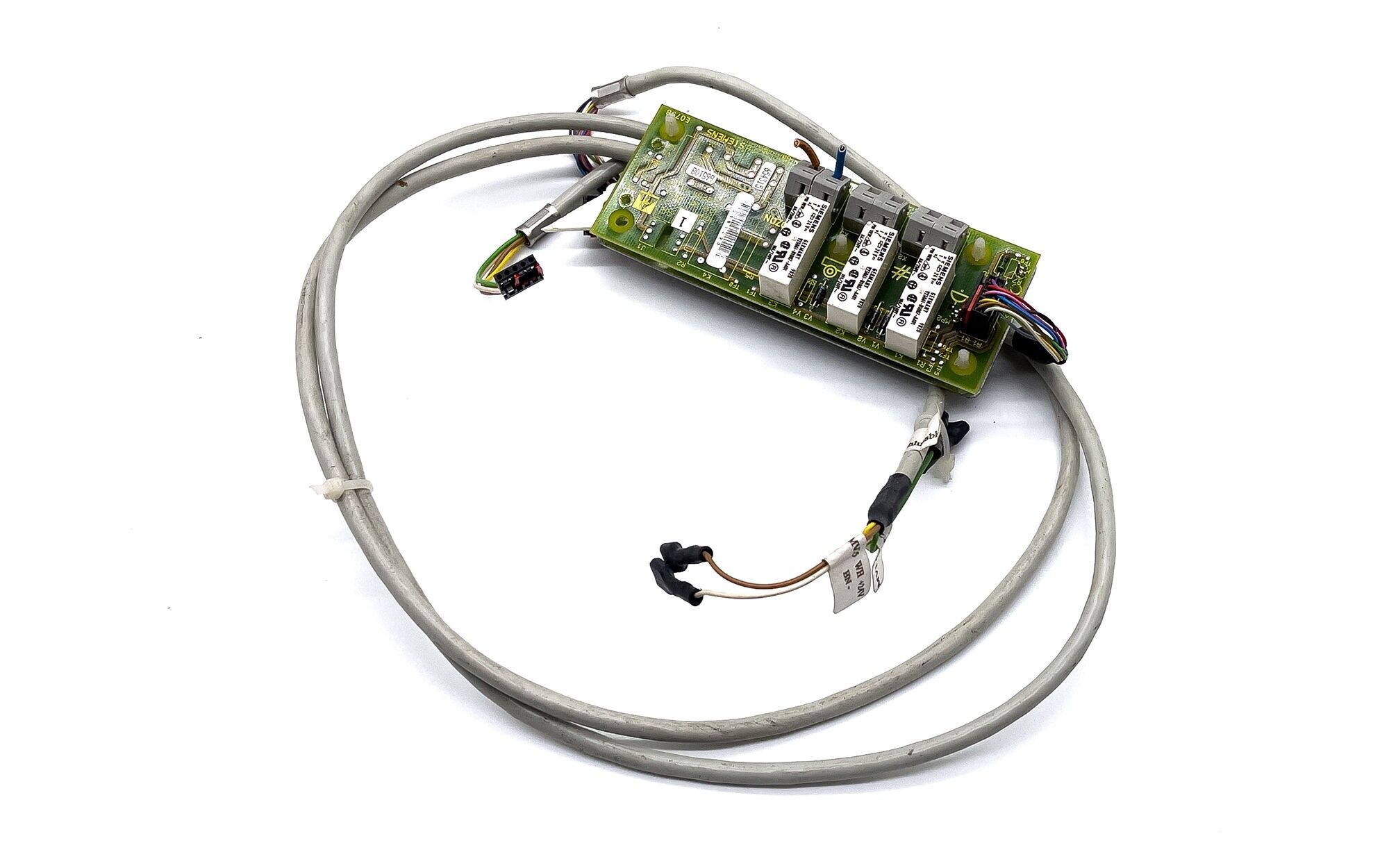 SIEMENS Sirona C-Serie Anschlußblock - Platine - 18 82 567