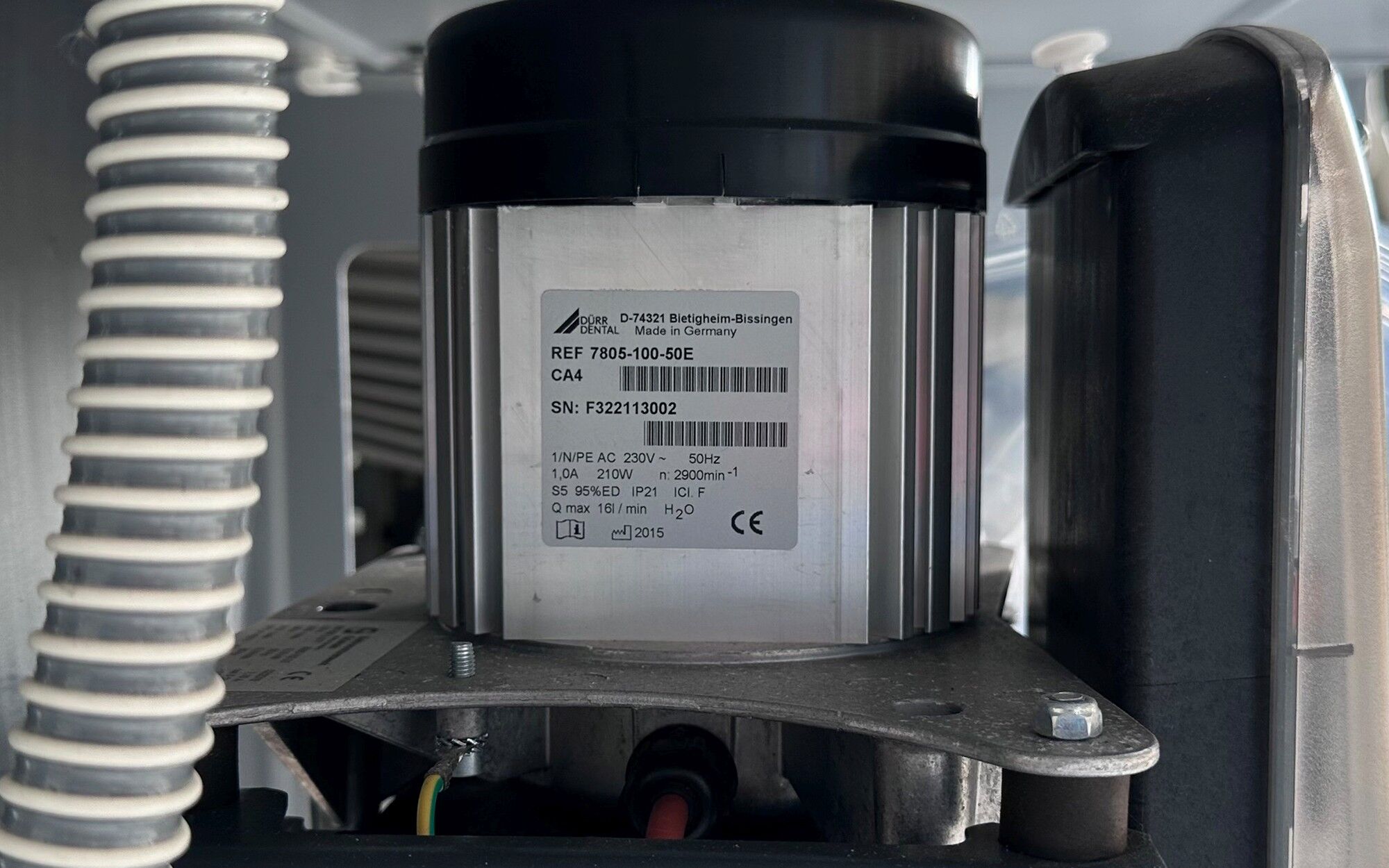 Dürr Dental VS600 mit CA4 Amalgamabscheider - gebraucht Dürr Dental VS600 mit CA4 Amalgamabscheider - gebraucht