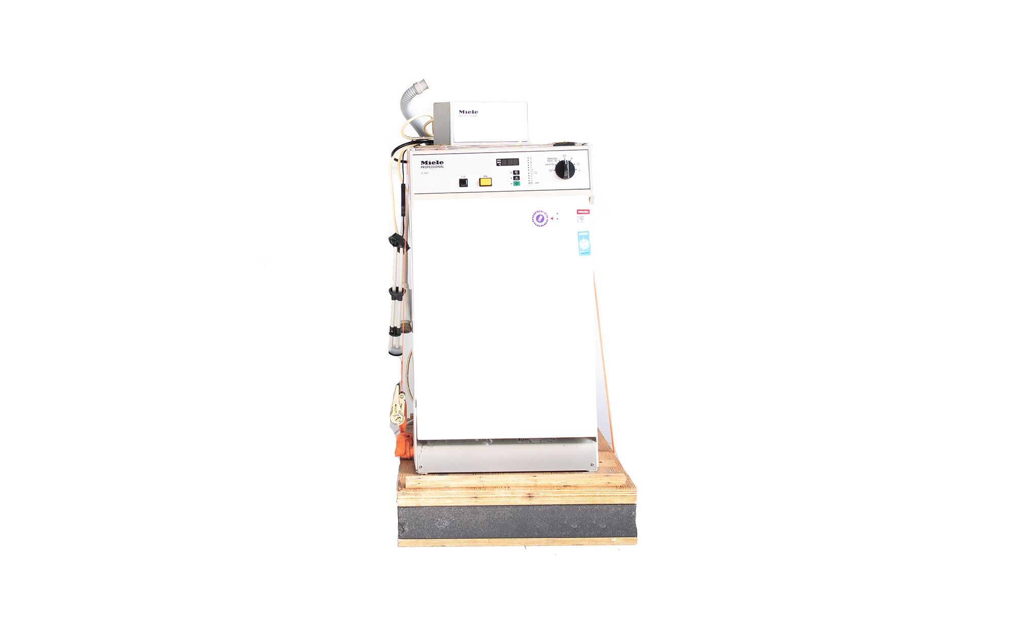 Miele thermal disinfector G7831 with DOS module